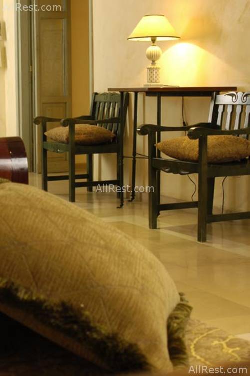 Mythos Suites Hotel 4